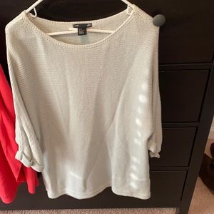 3 q sleeve top